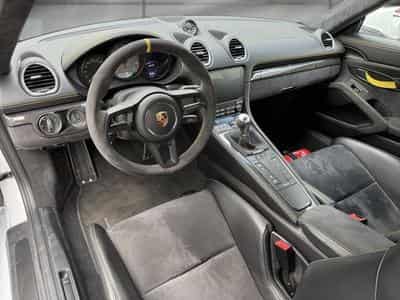 Porsche 718 4.0 420ch GT4 (2020) - Photo 8