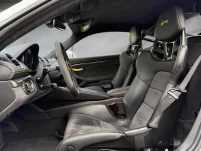 Porsche 718 4.0 420ch GT4 (2020) - Photo 9