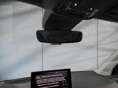 Audi Q2 -18% 30 TDI 116ch S-Line (2025) - Photo 11