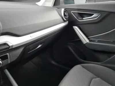 Audi Q2 -18% 30 TDI 116ch S-Line (2025) - Photo 12