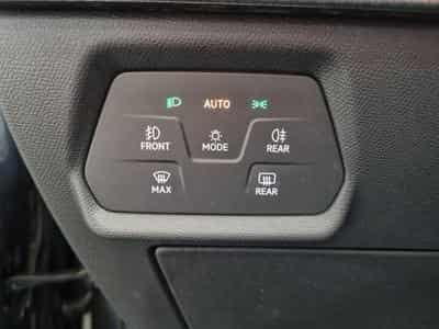 Seat Leon -23% IV SPORT TOURER 2.0 TDI 115CH STYLE XL (2025) - Photo 15