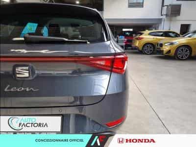 Seat Leon -23% IV SPORT TOURER 2.0 TDI 115CH STYLE XL (2025) - Photo 4