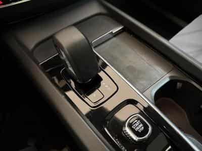 Volvo XC60 -50% T6 350ch Core Bright (2024) - Photo 12
