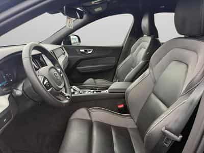 Volvo XC60 B5 Black Edition Plus / Essence (2025) - Photo 10