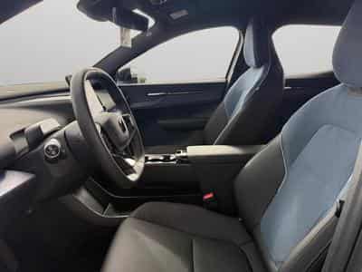 Volvo EX30 Plus Extended Range / Electrique (2024) - Photo 10