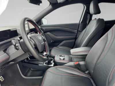 Ford Mustang Mach-E Premium (2023) - Photo 7