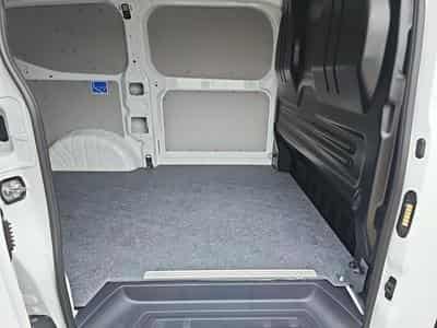 VW T7 Transporter Kaste 2.0 TDI 81 kW KR (2026) - Photo 13