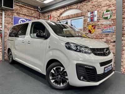 Opel ZAFIRA ZAFIRA LIFE 2.0 D 177cv Auto M-EDITION (8PLACES) (2022) - Photo 1