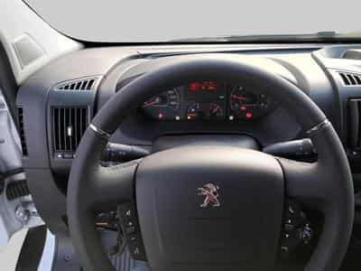 Peugeot Boxer Plateau DC 435 L4 (2024) - Photo 14