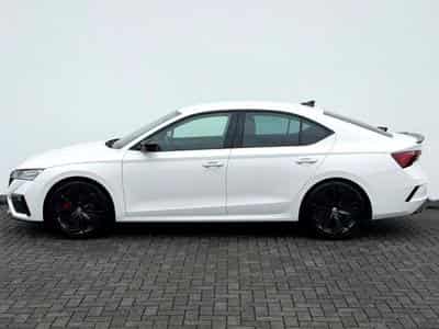 Skoda Octavia Octavia 2.0 TDI DSG RS /NAVI/LED/ACC/1.HAND/ (2022) - Photo 8