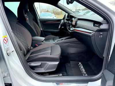 Skoda Octavia Octavia Combi RS 2.0 TDI DSG /NAVI/LED/HUD/AHK/ (2022) - Photo 13