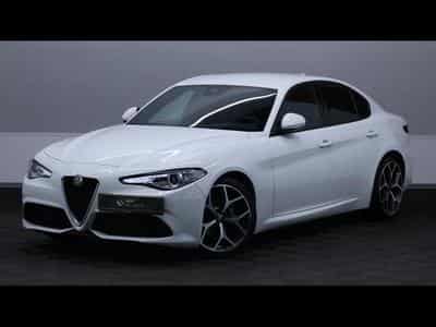 Alfa-Romeo Giulia 2.2 JTD 160 Auto (2022) - Photo 1