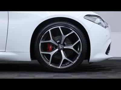 Alfa-Romeo Giulia 2.2 JTD 160 Auto (2022) - Photo 10