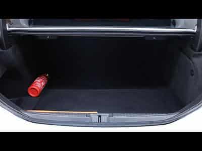 Alfa-Romeo Giulia 2.2 JTD 160 Auto (2022) - Photo 7