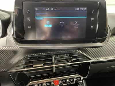 Peugeot 208 1.2 ESSENCE 75 CV STYLE CARPLAY 5P (2023) - Photo 6