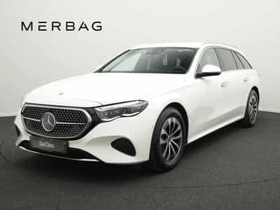 Mercedes E 200 T-Modell Digital+AHK+360°+Memo+Apple (2025) - Photo 1