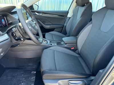 Skoda Octavia Selection 2,0 TDI (2026) - Photo 8