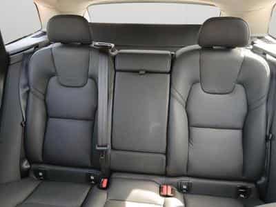 Volvo XC60 B5 Core / Essence (2025) - Photo 13