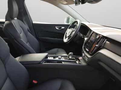 Volvo XC60 B5 Core / Essence (2025) - Photo 15