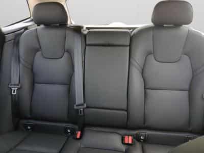 Volvo XC60 B5 Core / Essence (2025) - Photo 13
