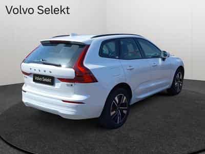 Volvo XC60 B5 Core FACELIFT / Essence (2025) - Photo 2