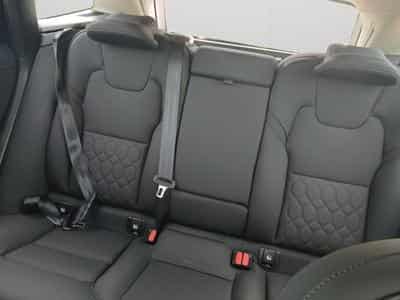 Volvo XC60 B5 Core FACELIFT / Essence (2025) - Photo 13