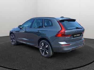Volvo XC60 B5 Core FACELIFT / Essence (2025) - Photo 3
