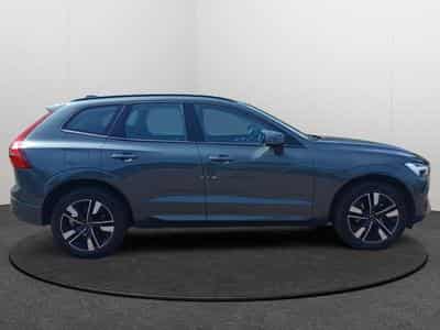 Volvo XC60 B5 Core FACELIFT / Essence (2025) - Photo 6
