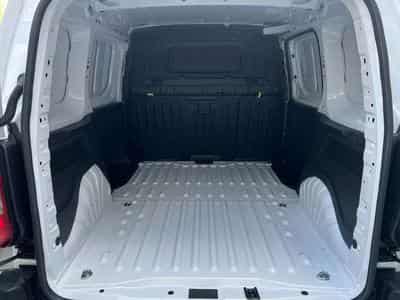 Peugeot Partner 1.5 DIESEL HDi 100 CV (5 KM) (2025) - Photo 12
