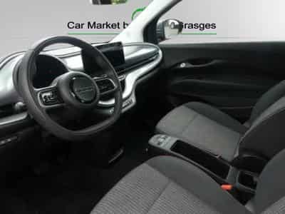 Fiat 500 ICON 42kWh (2023) - Photo 10