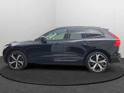 Volvo XC60 B4 Plus Dark / Essence (2024) - Photo 2