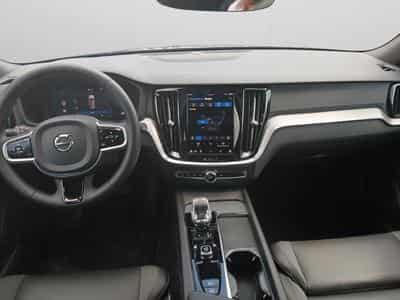 Volvo V60 B4 Plus Dark / Essence (2025) - Photo 10
