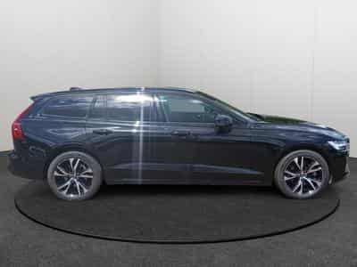 Volvo V60 B4 Plus Dark / Essence (2025) - Photo 6