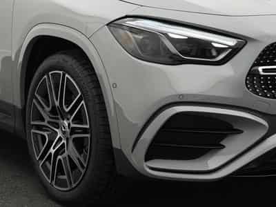 Mercedes GLA 180 AMG-Line (2025) - Photo 7