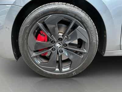 Skoda Octavia RS+DSG+P.Assisted+Stand.H.+Head-up (2025) - Photo 8