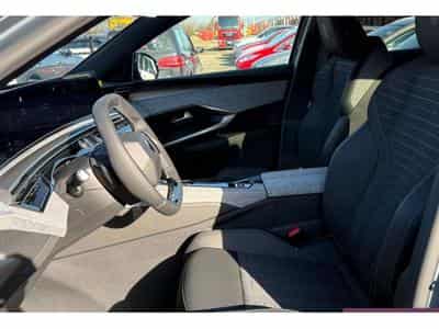 Peugeot 3008 Hybrid 145 e-DSC6 GT (2025) - Photo 10