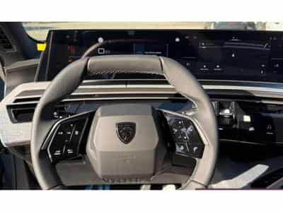 Peugeot 3008 Hybrid 145 e-DSC6 GT (2025) - Photo 7