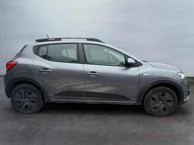 Dacia Sandero 1.0 TCe Stepway Expression (2025) - Photo 5