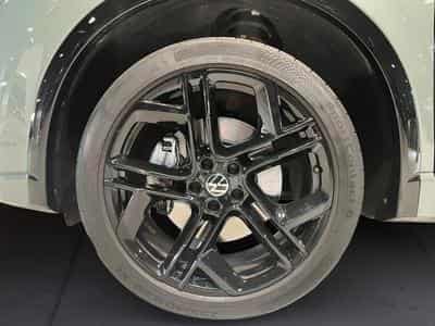 VW Tiguan 2.0 TSI 4Motion R-Line 265 (2025) - Photo 9