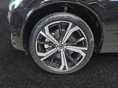 Volvo XC60 B4 Plus Dark / Essence (2024) - Photo 14