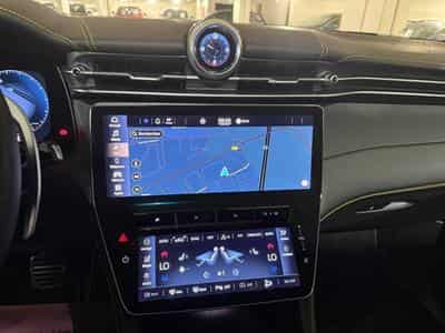 Maserati Grecale 2.0 L4 MHEV Modena 4x4 Aut. (2022) - Photo 3