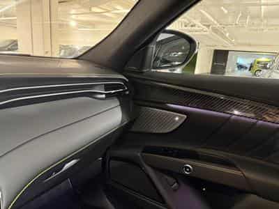 Maserati Grecale 2.0 L4 MHEV Modena 4x4 Aut. (2022) - Photo 9