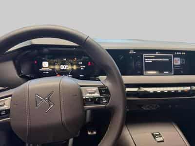 DS Automobiles DS4 ETOILE N°4 (2025) - Photo 12