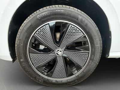Skoda Kamiq Monte-Carlo+DSG+LED+P.Assisted+P.Park&Go (2025) - Photo 8