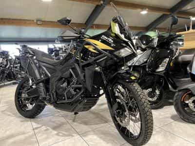 Zontes 703 F BLACK/GOLD 21 (2026) - Photo 7