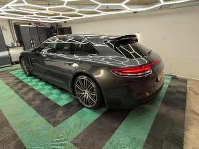 Porsche Panamera Panamera Sport Turismo 4 E-Hybrid (2018) - Photo 6