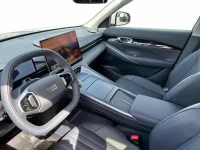 GEELY EX5 Pro + (2026) - Photo 7