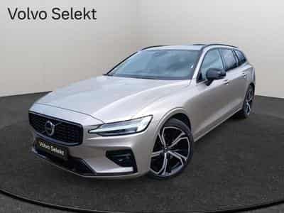 Volvo V60 B4 Plus Dark / Essence (2025) - Photo 1