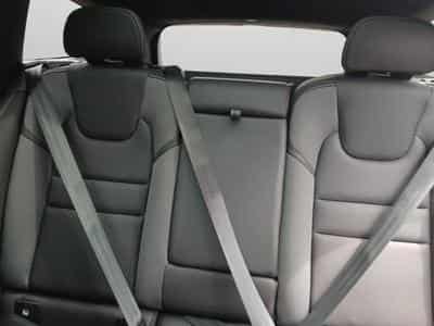 Volvo V60 B4 Plus Dark / Essence (2025) - Photo 13