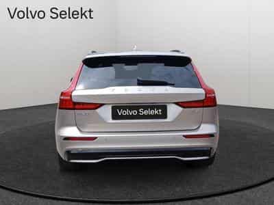 Volvo V60 B4 Plus Dark / Essence (2025) - Photo 4
